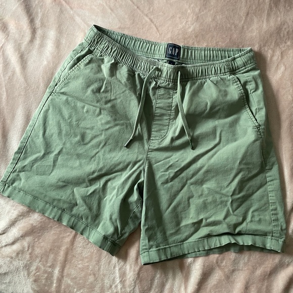 Men’s GAP shorts - Picture 1 of 6